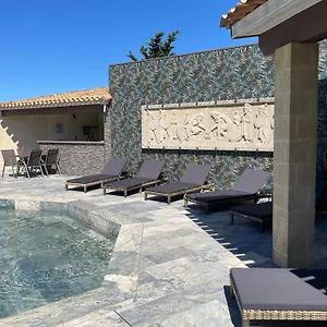 https://le-devem-de-mirapier.fr-provencehotel.com