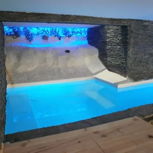 https://residence-aqualiva.fr-provencehotel.com